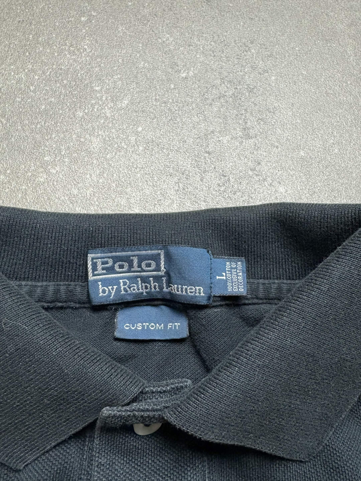 Ralph Lauren Polo (L)
