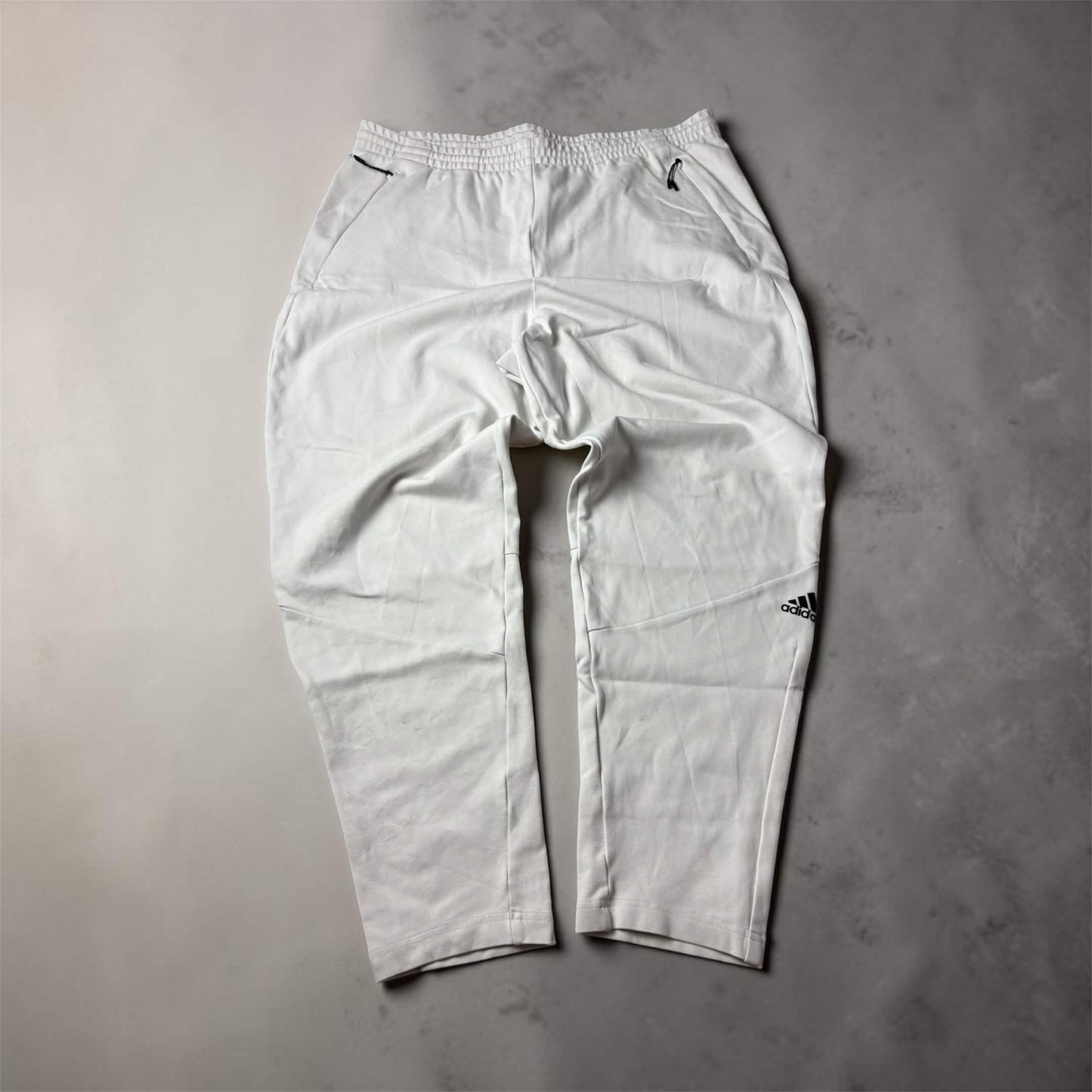 Adidas Jogger (XL)