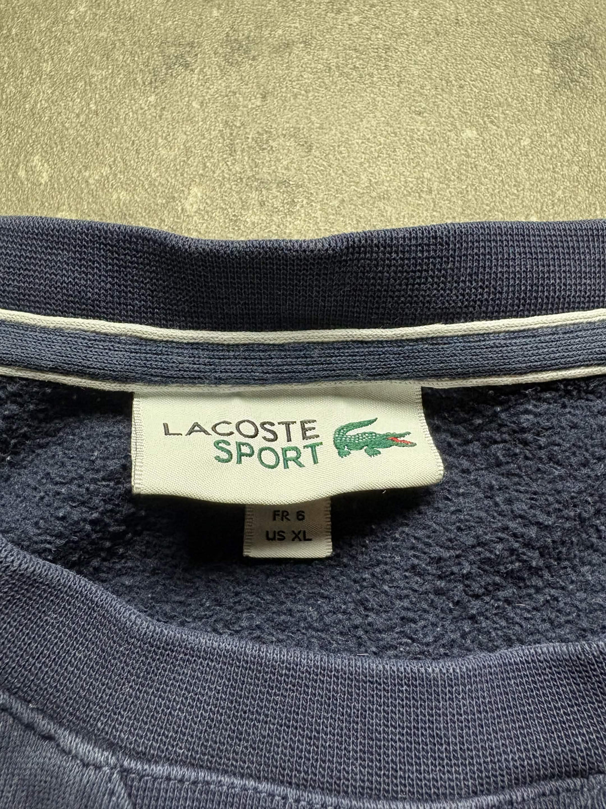 Lacoste Sweater (XL)