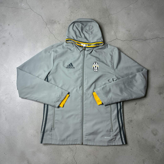 Adidas Juventus Tracksuit (S)