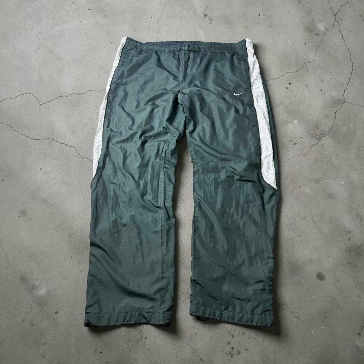 Nike Trackpants (L)