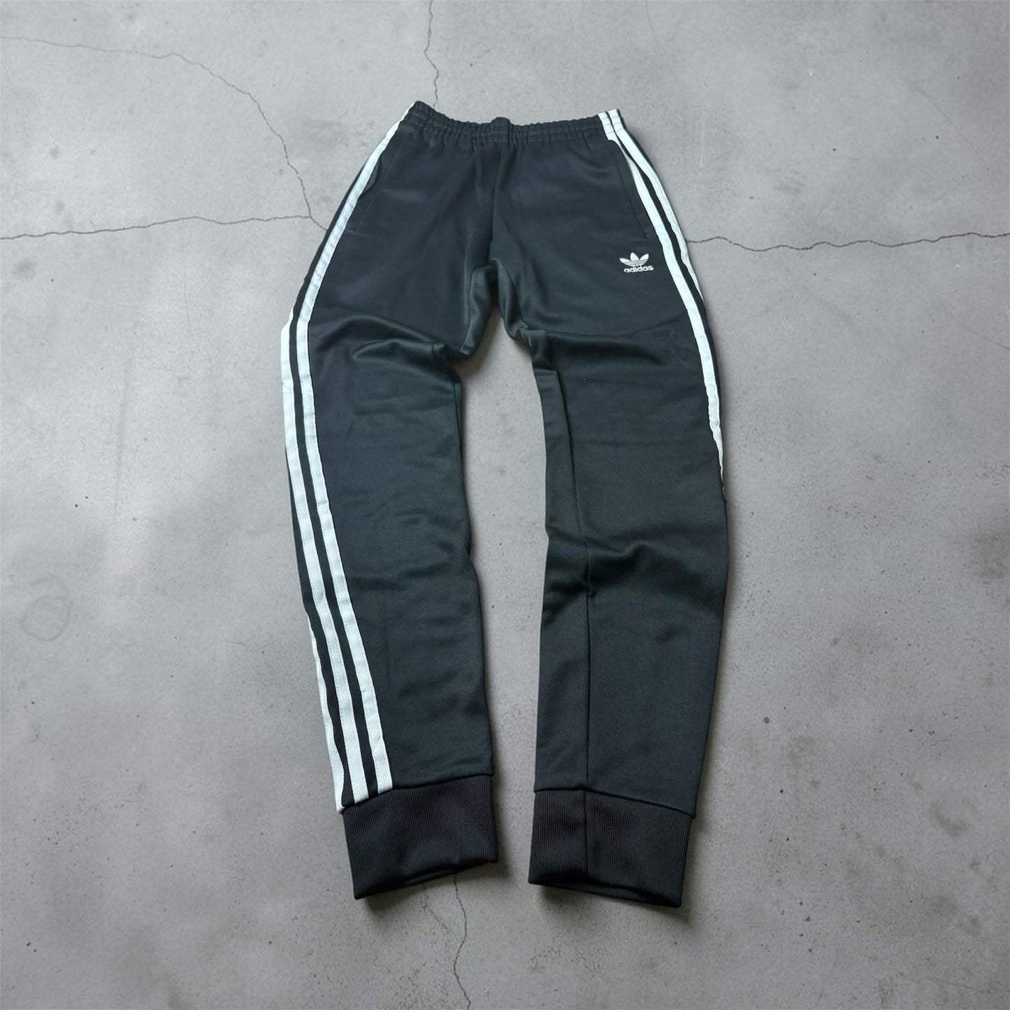 Adidas Tracksuit (XS)